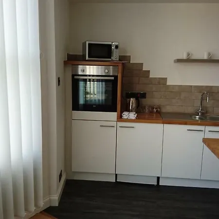 Marine View Apartment *